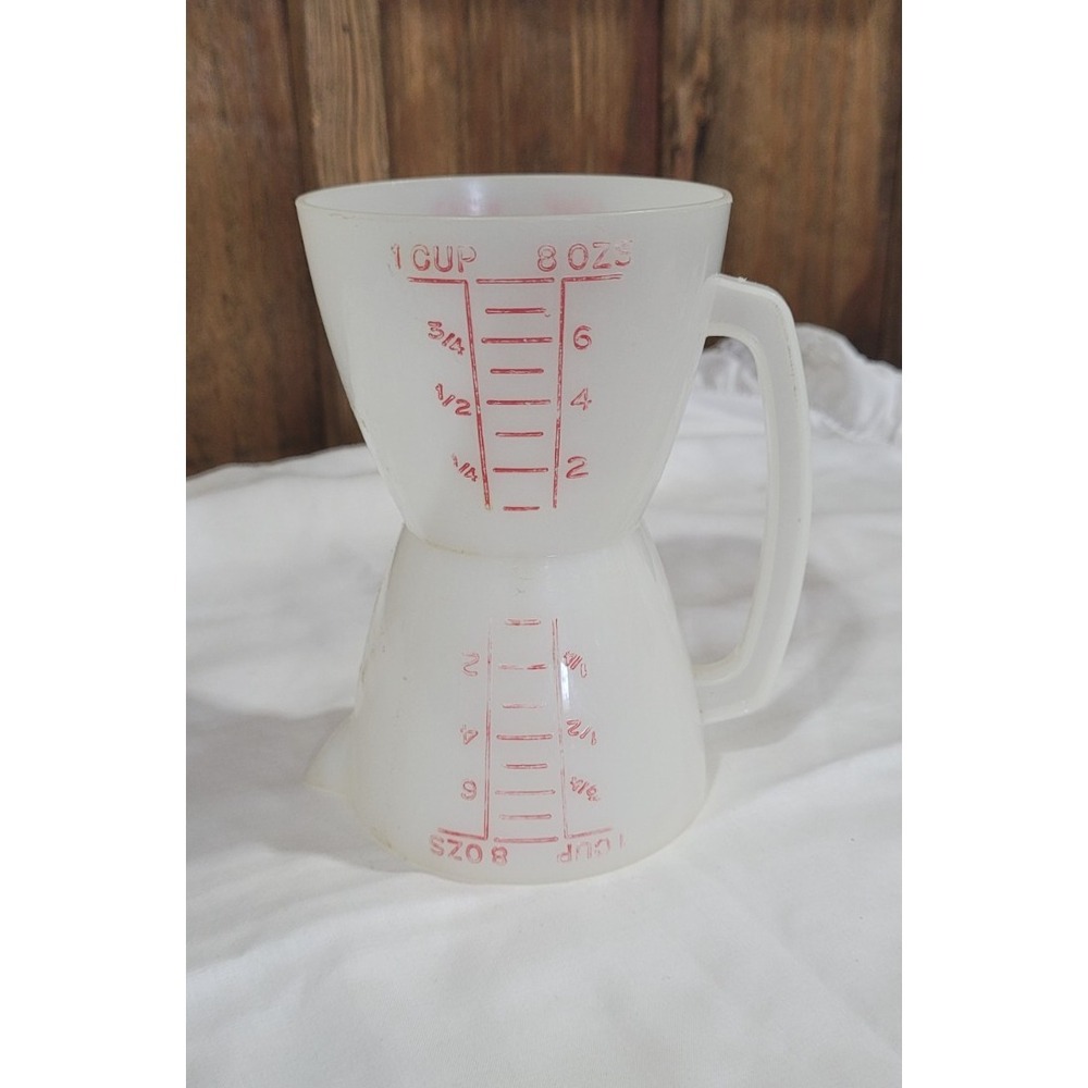 Vintage Tupperware wet dry Double Measuring Cup 8 oz 2 Sided Hourglass Retro A